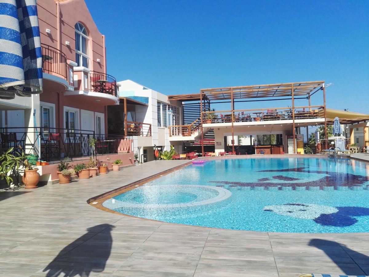 Epis 3* Agia Marina